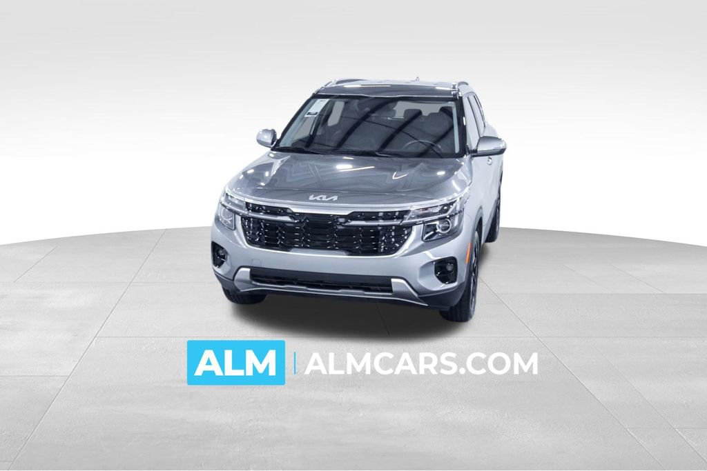 Used 2025 Kia Seltos EX