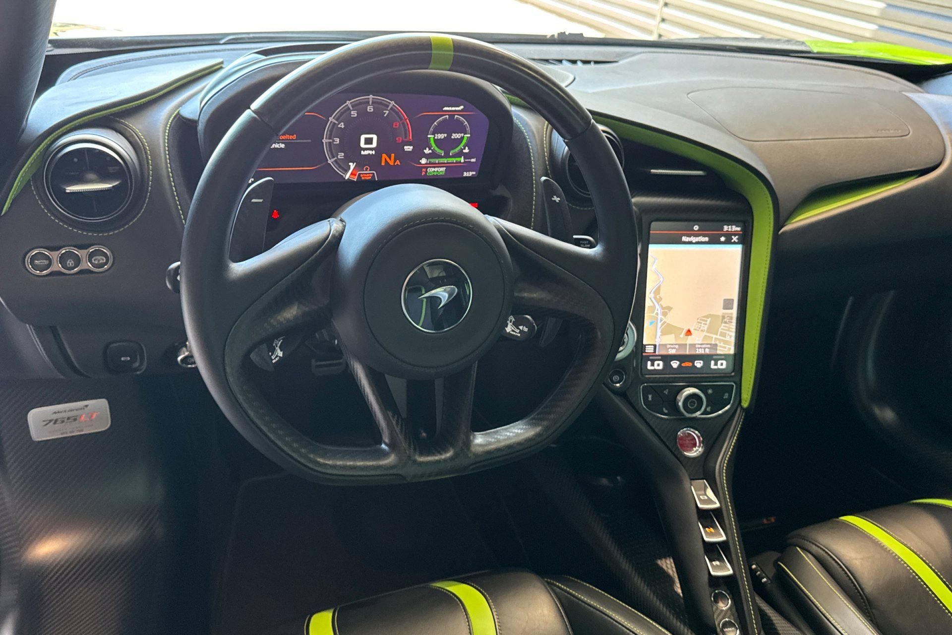 Used 2022 McLaren 765LT photo 16