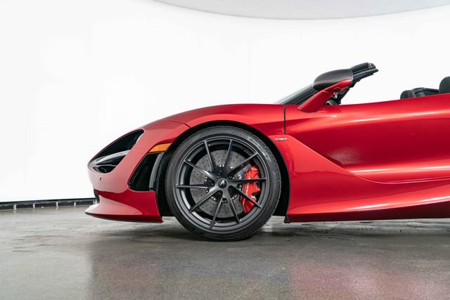 Used 2021 McLaren 720S Performance photo 12