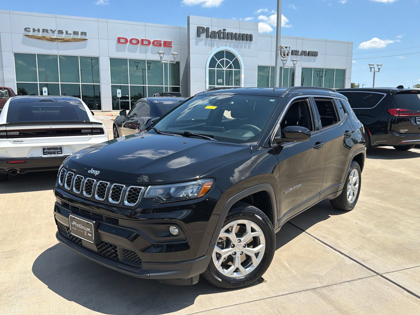 Used 2024 Jeep Compass Latitude