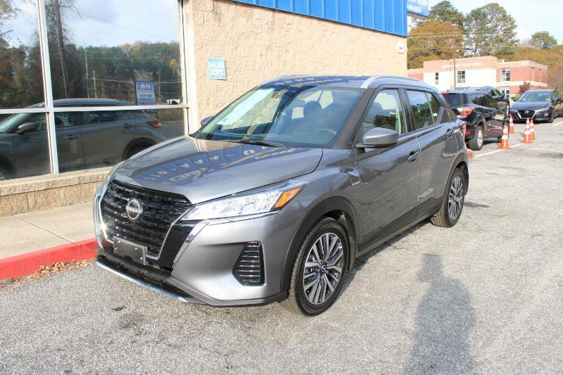 2022 Nissan Kicks SV