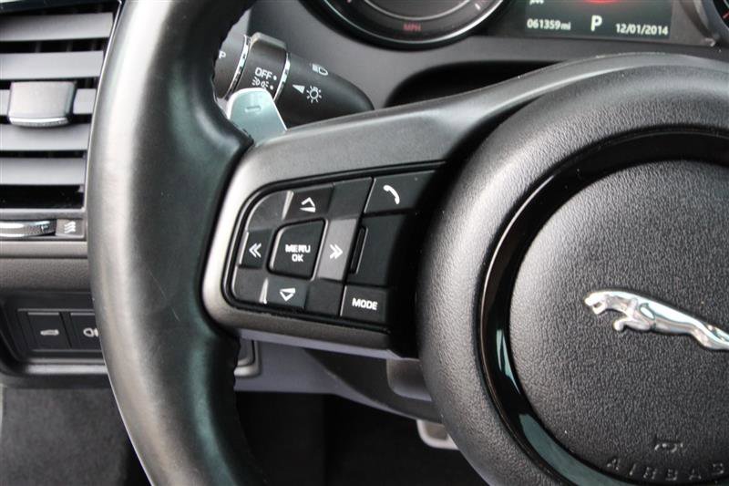 2016 Jaguar F-TYPE R