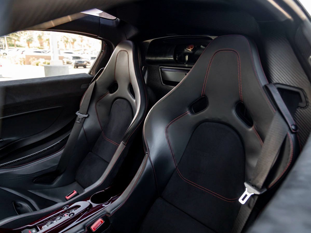 Used 2015 McLaren P1 photo 12