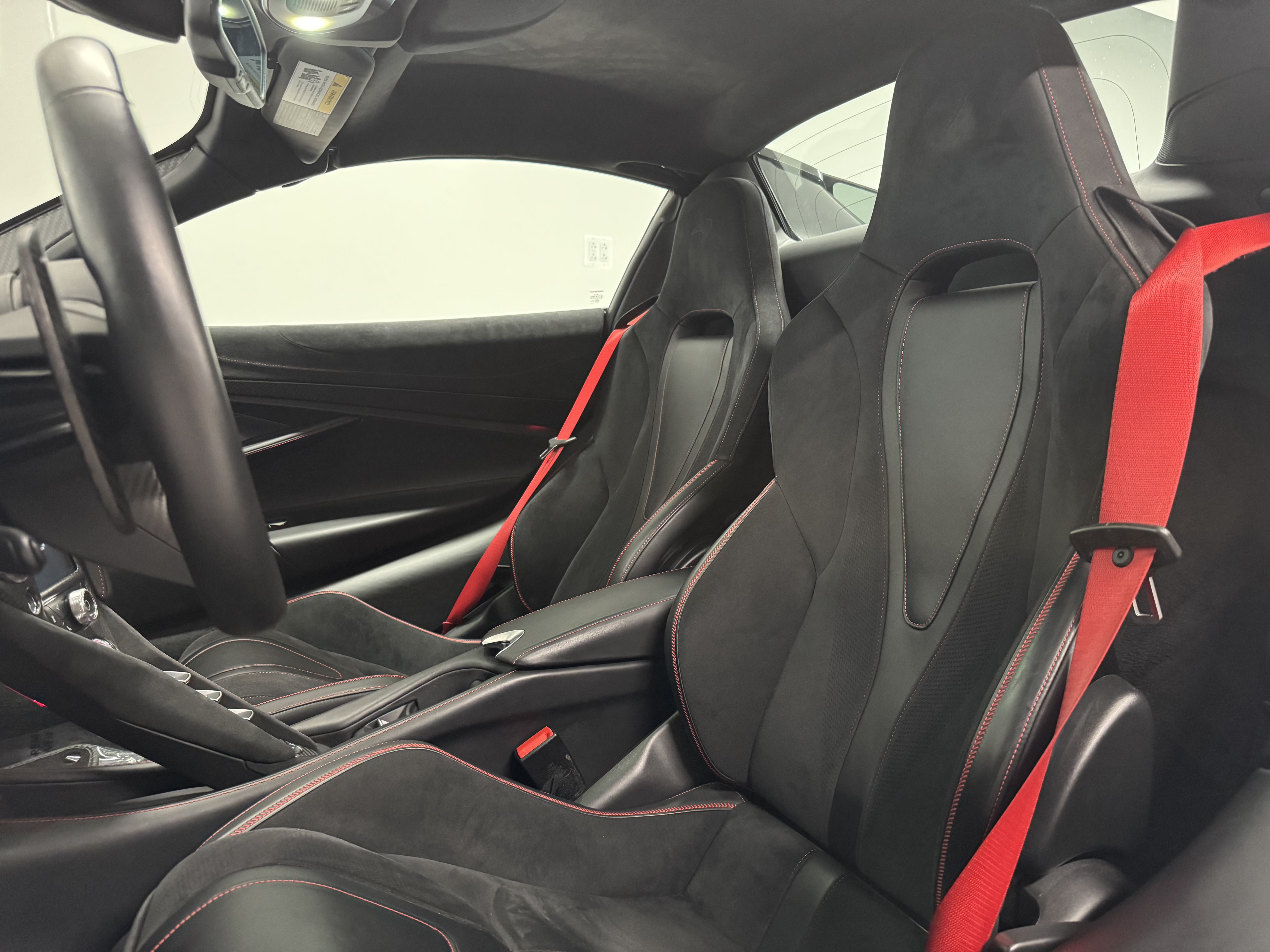 Used 2022 McLaren 720S Spider photo 13