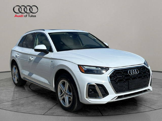 Used 2023 Audi Q5 e Premium Plus w/ Premium Plus Package