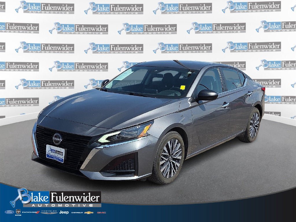 Used 2025 Nissan Altima 2.5 SV