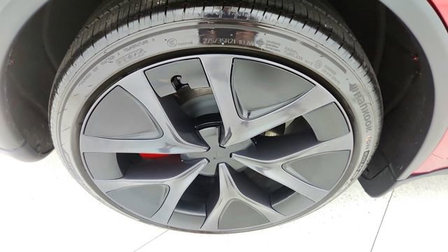 2026 Tesla Model Y Performance