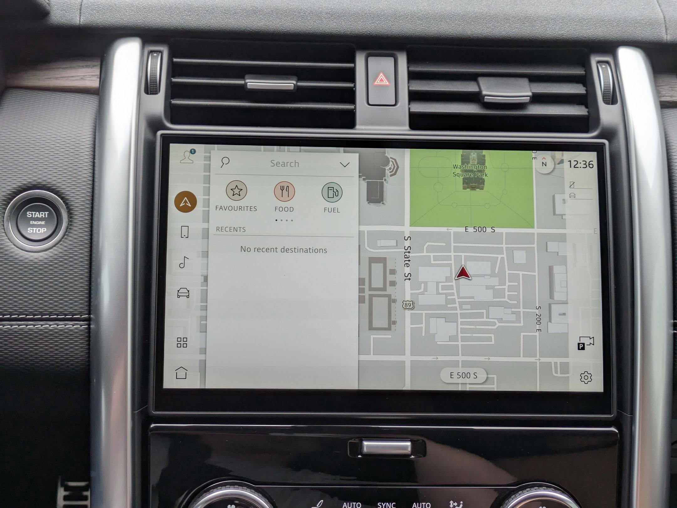 2026 Land Rover Discovery Dynamic SE