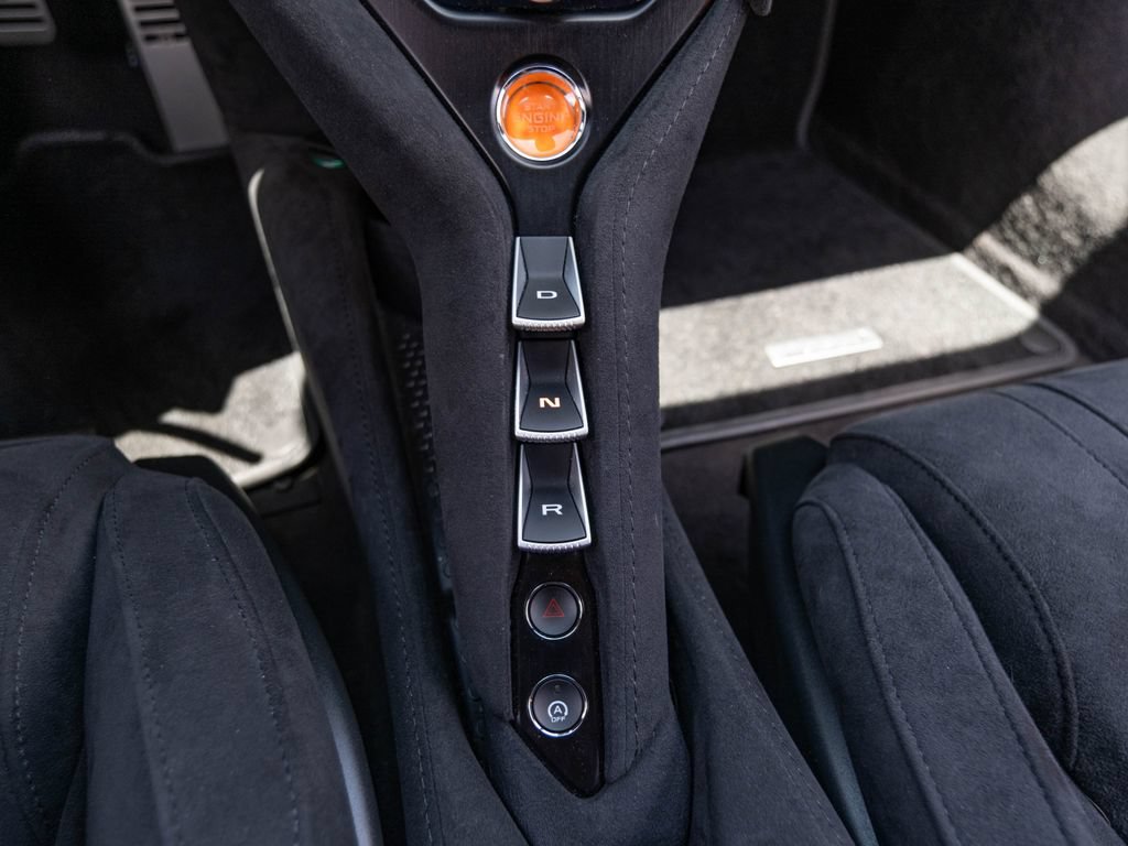 Used 2025 McLaren 750S photo 15