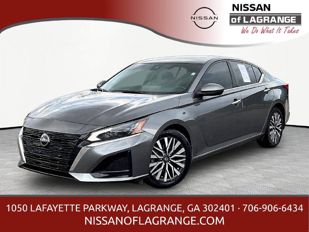 Used 2024 Nissan Altima 2.5 SV w/ SV Premium Package