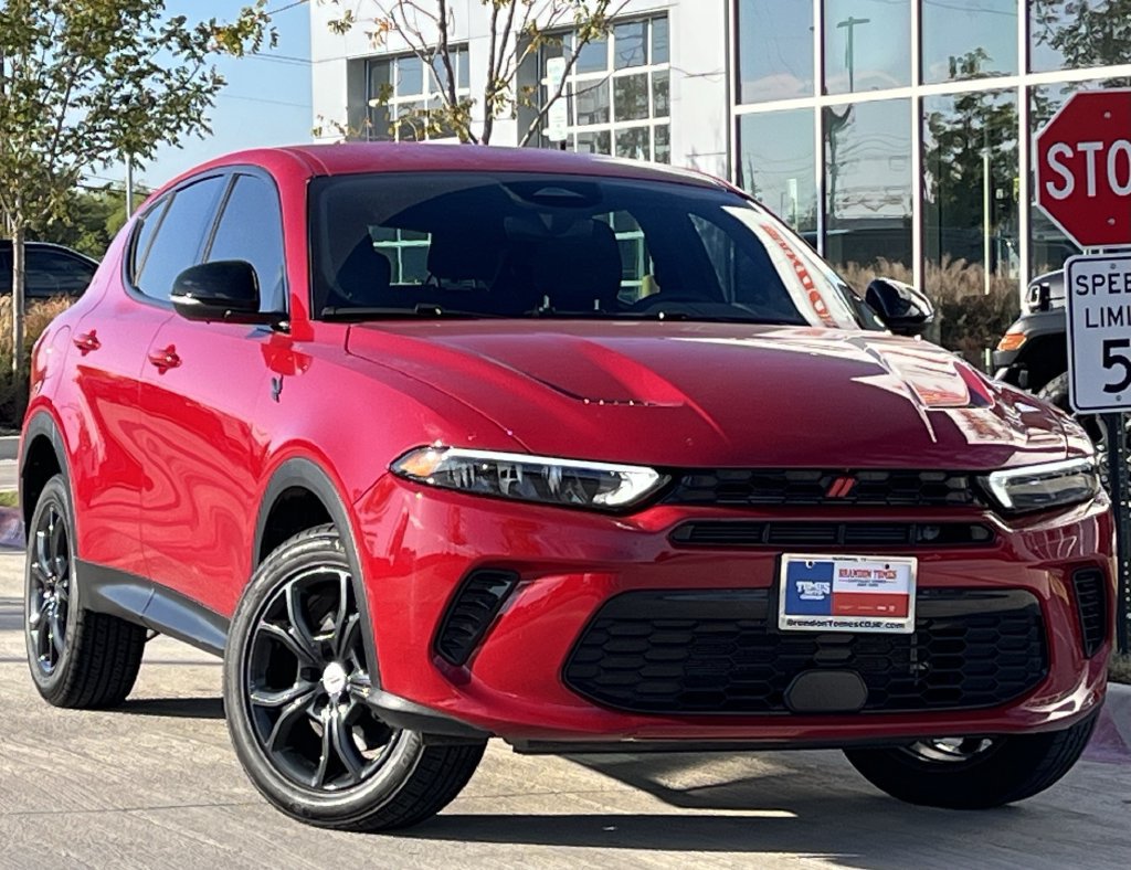 Used 2024 Dodge Hornet GT w/ GT Blacktop Package