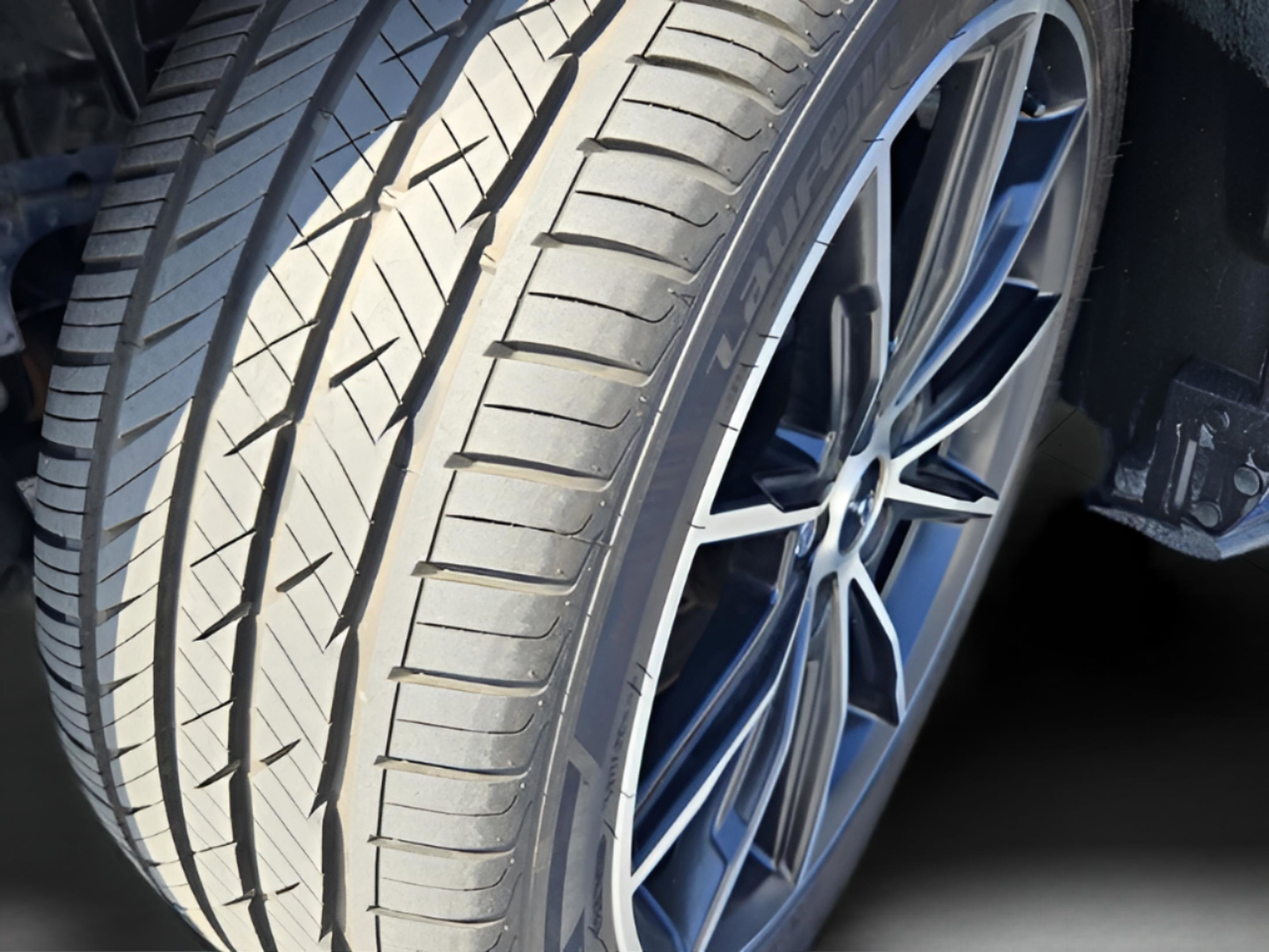 2020 Ford Mustang Premium