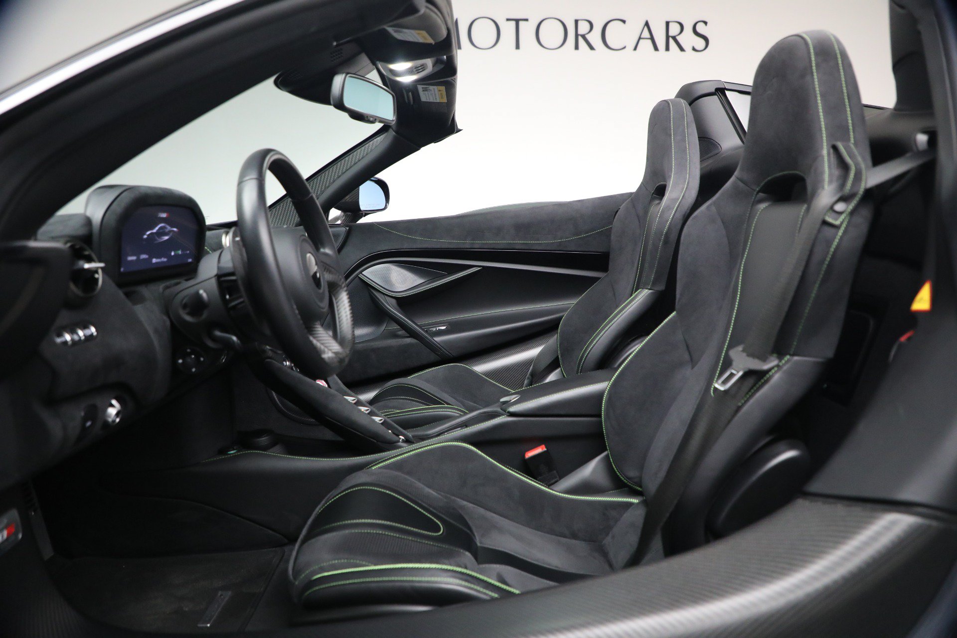 Used 2020 McLaren 720S Performance photo 26