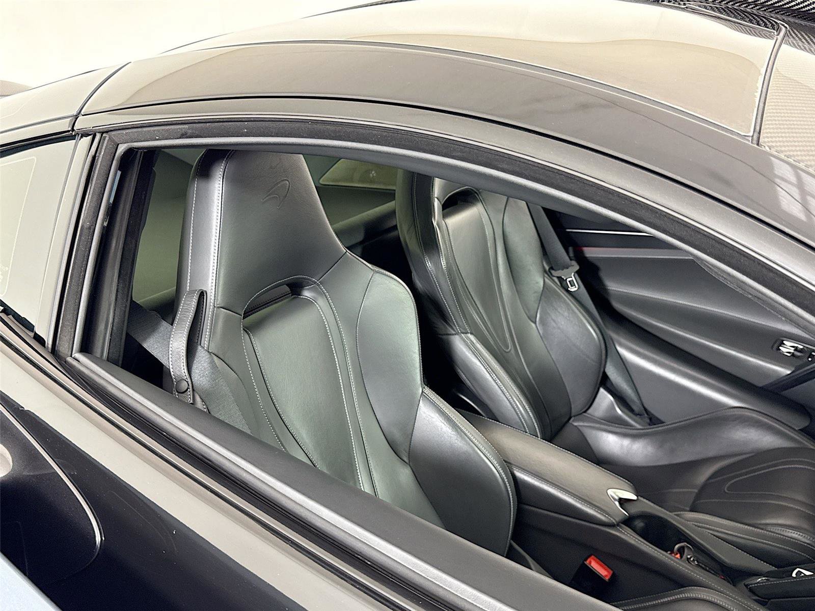 Used 2019 McLaren 720S photo 24