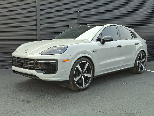 Certified 2025 Porsche Cayenne Turbo
