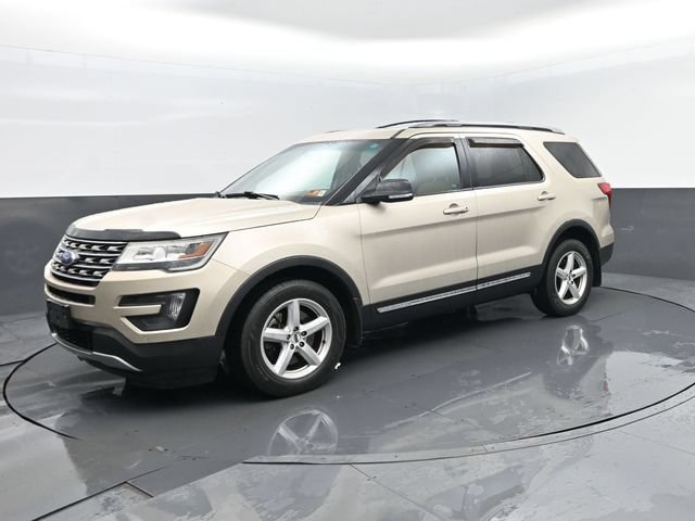 Certified 2017 Ford Explorer XLT w/ Equipment Group 202A