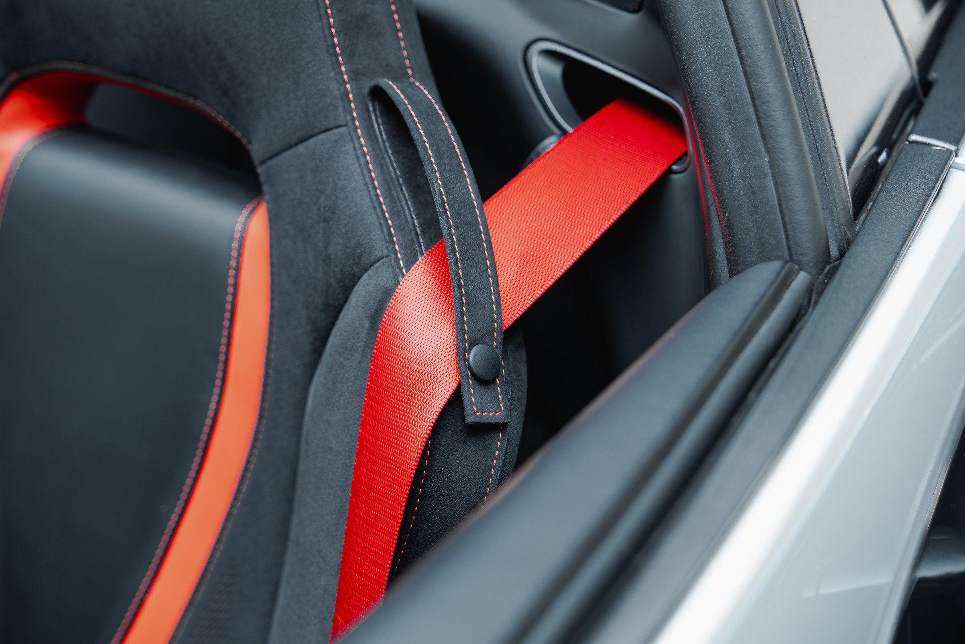 Used 2021 McLaren 720S Performance photo 40