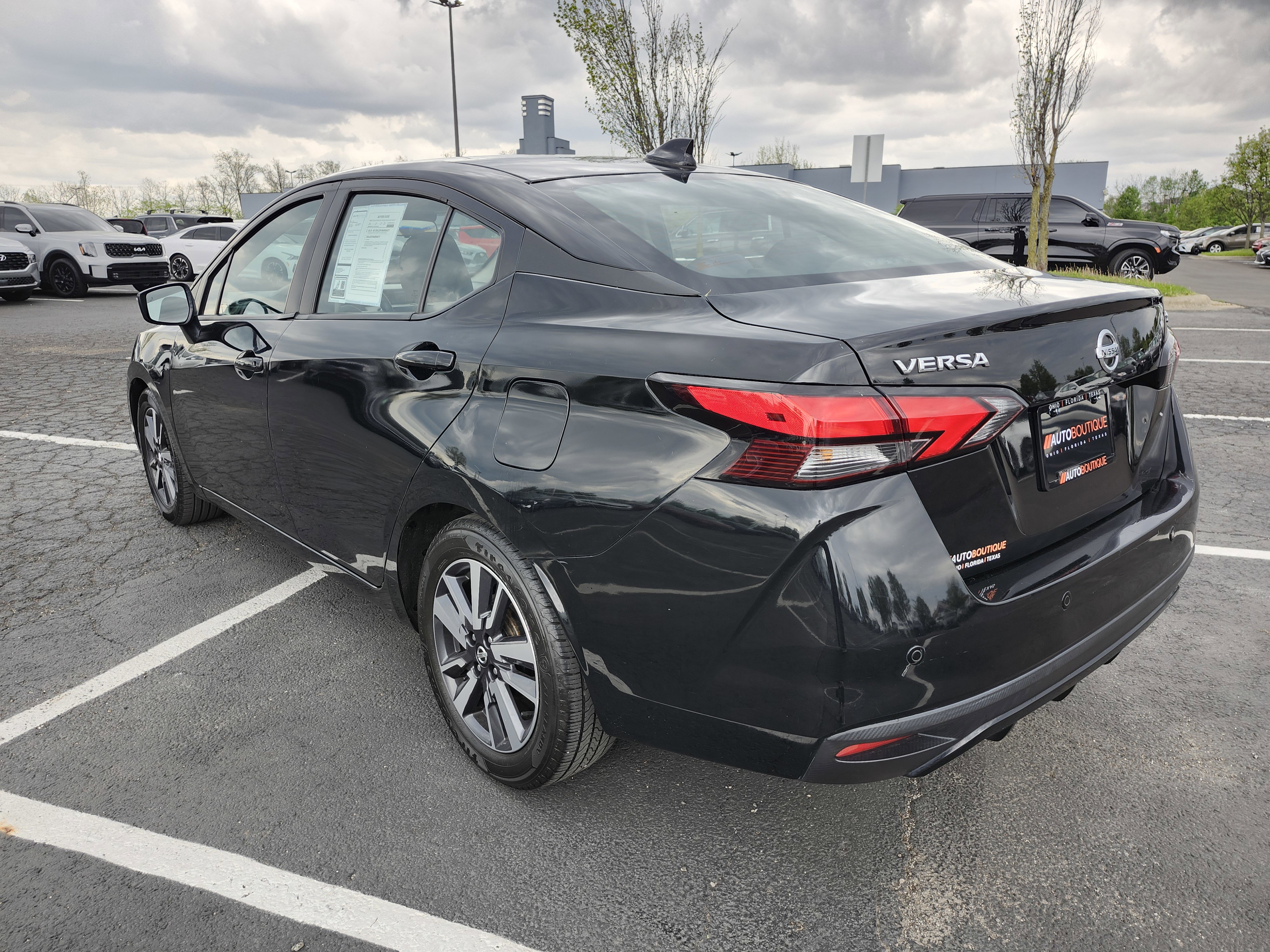 2021 Nissan Versa SV