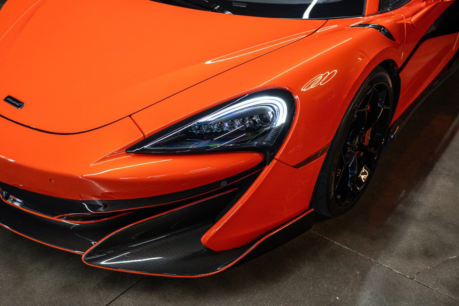 Used 2020 McLaren 600LT Spider photo 13