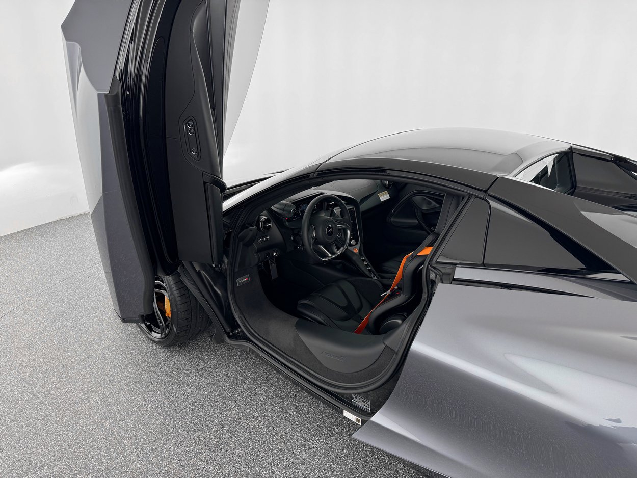 New 2026 McLaren 750S Spider photo 12