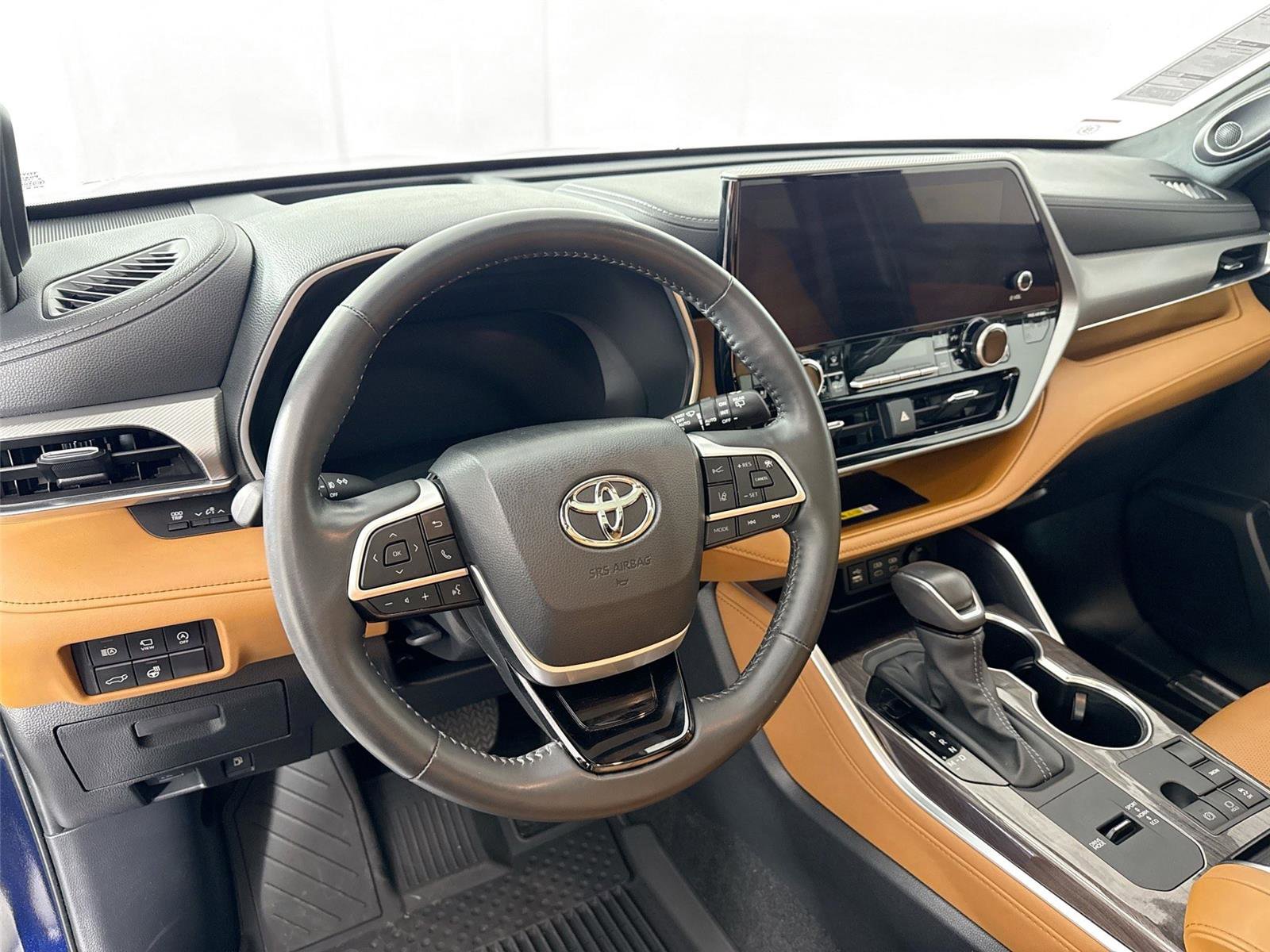2024 Toyota Highlander Platinum