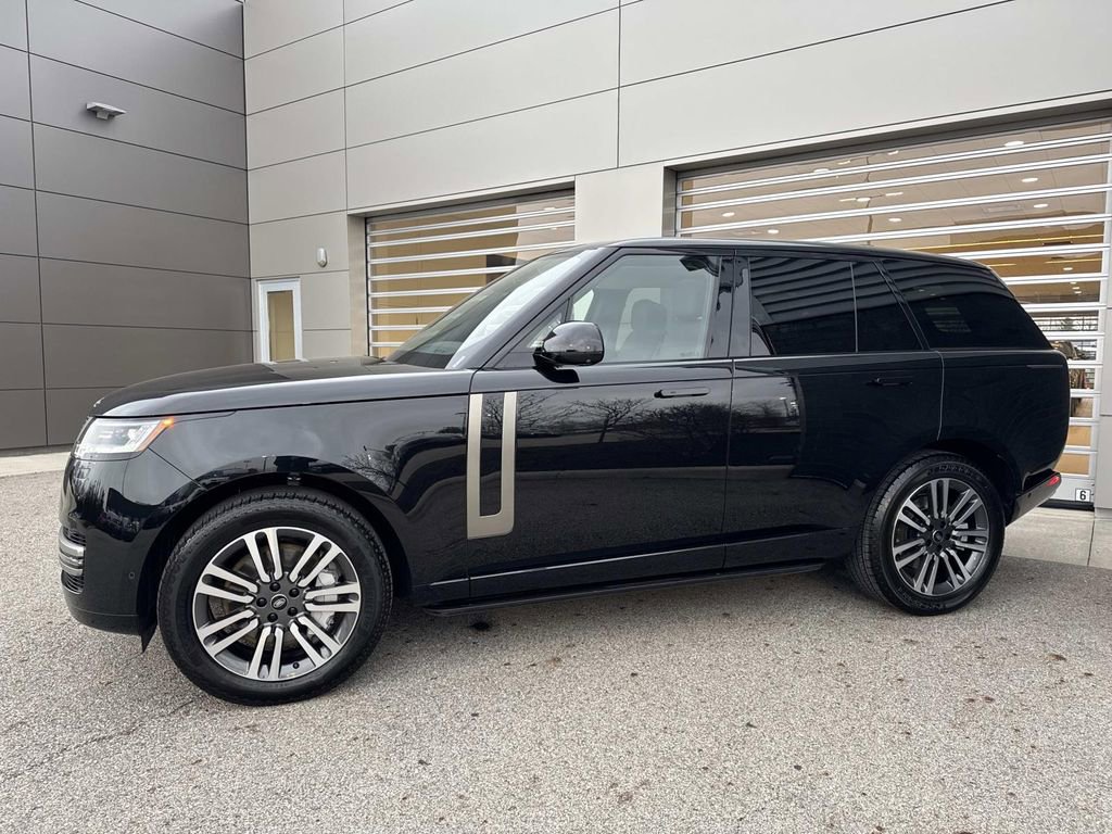 2024 Land Rover Range Rover SE