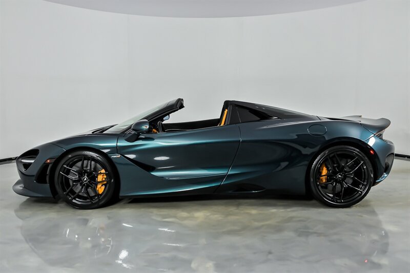 Used 2024 McLaren 750S Spider photo 8