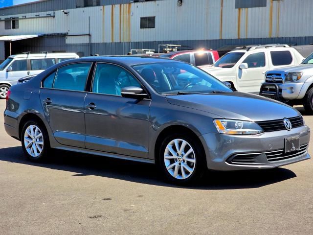 Used 2011 Volkswagen Jetta SE