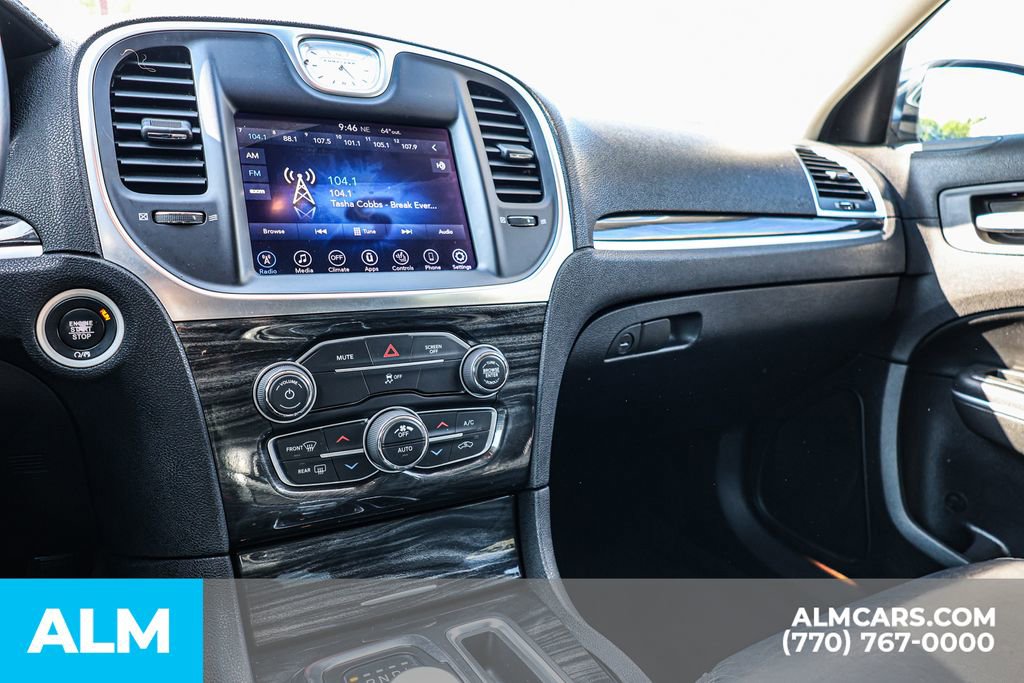 2017 Chrysler 300 Limited