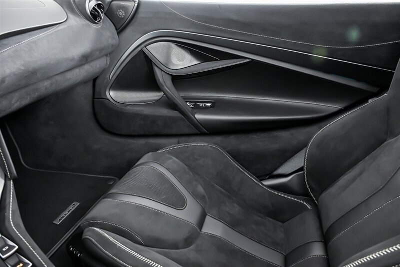 Used 2025 McLaren 750S Spider photo 32