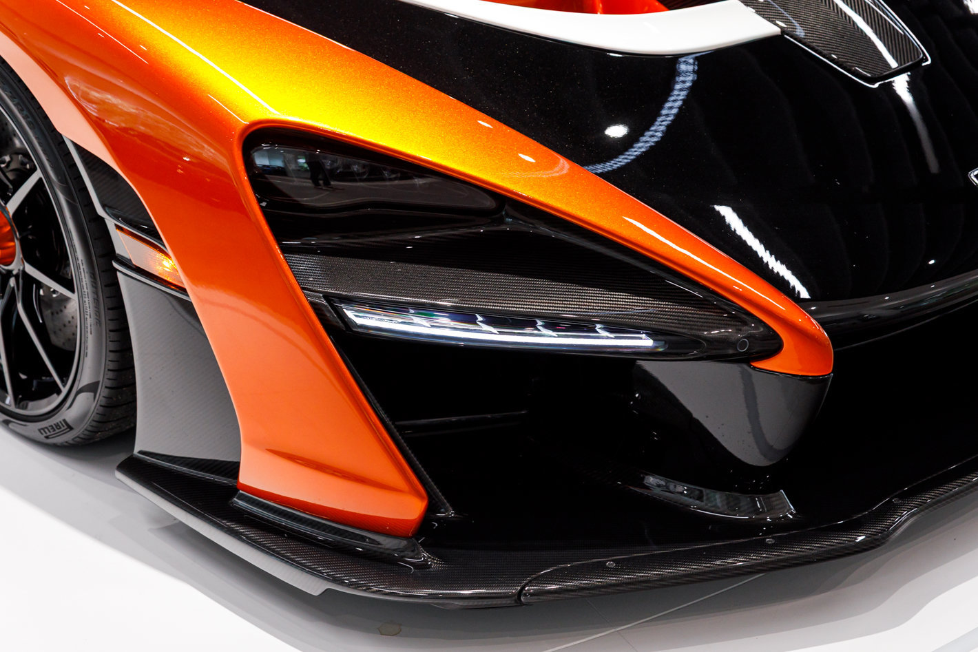 Used 2019 McLaren Senna photo 21