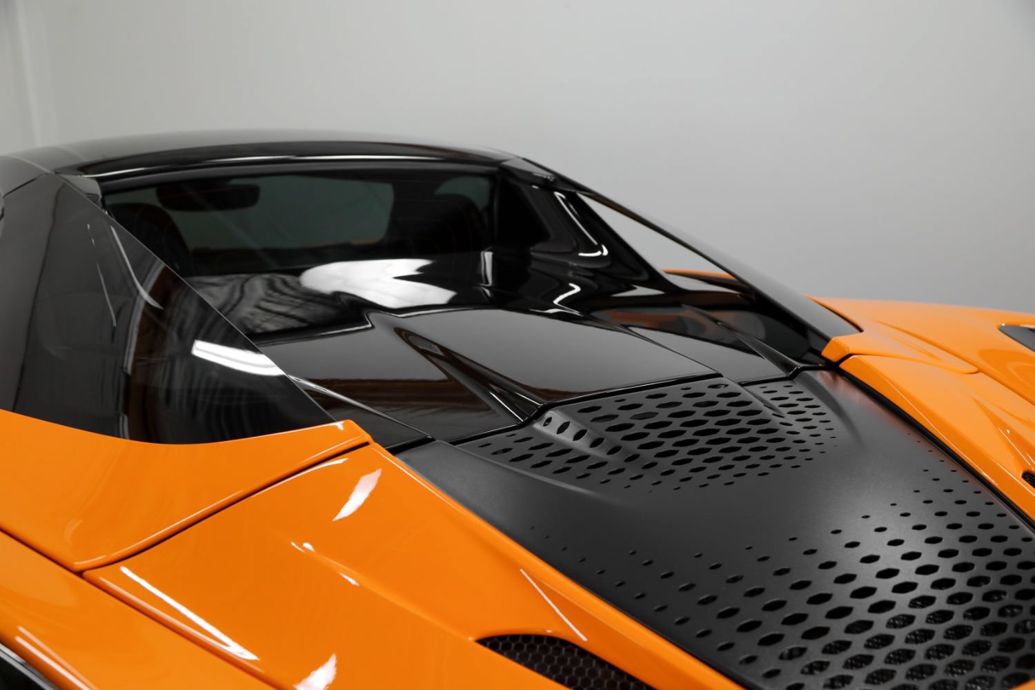 Used 2026 McLaren 750S Spider photo 25