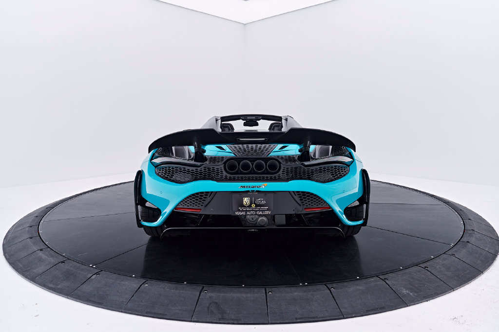 Used 2022 McLaren 765LT photo 29
