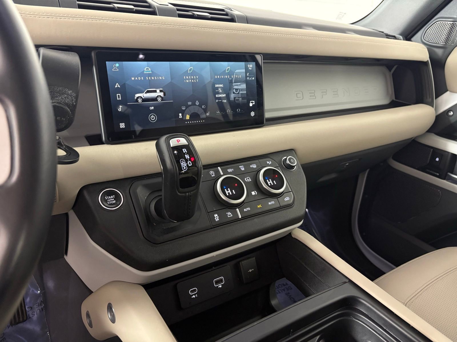 2024 Land Rover Defender 110 S