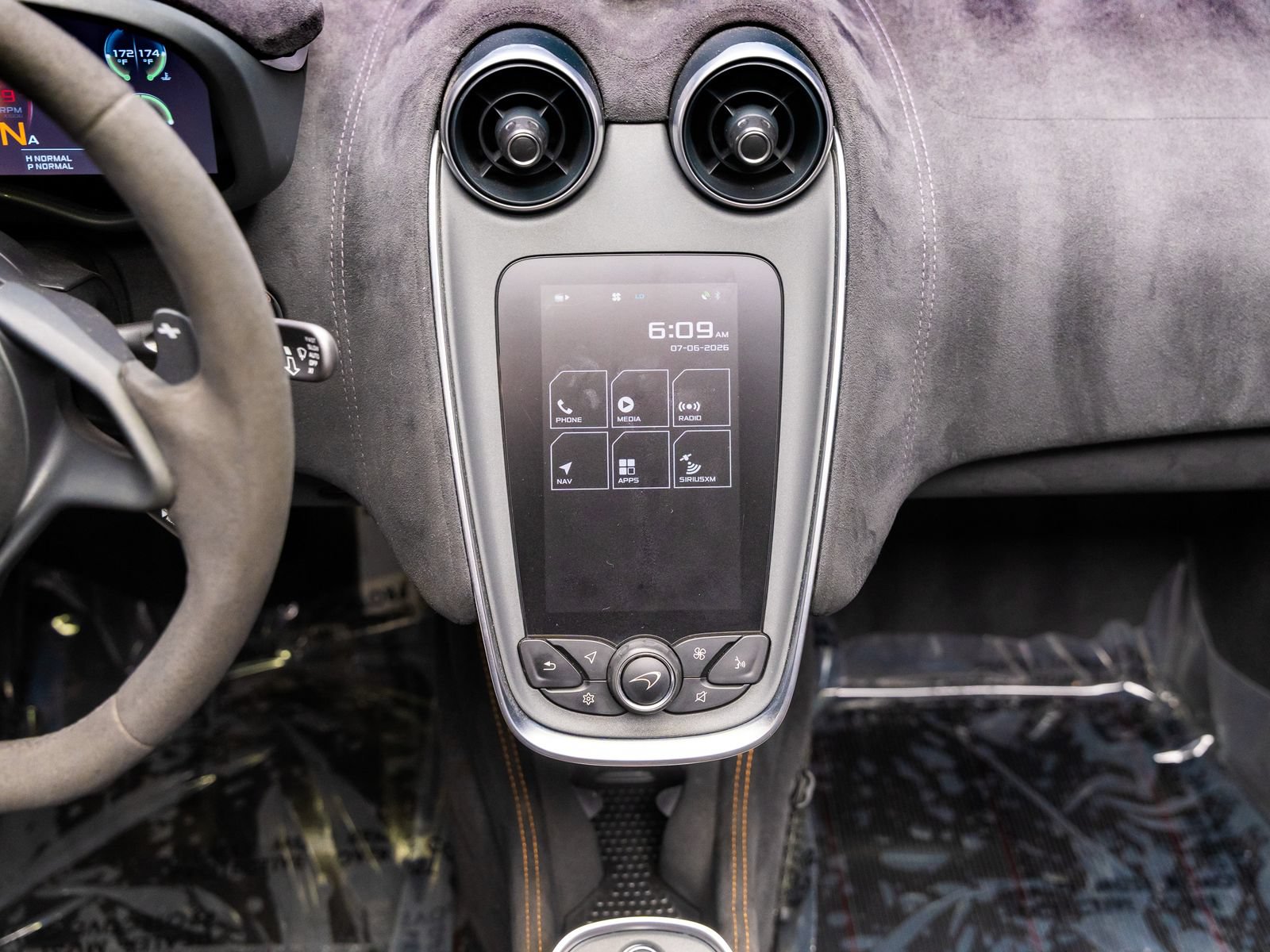 Used 2020 McLaren 600LT Spider photo 48