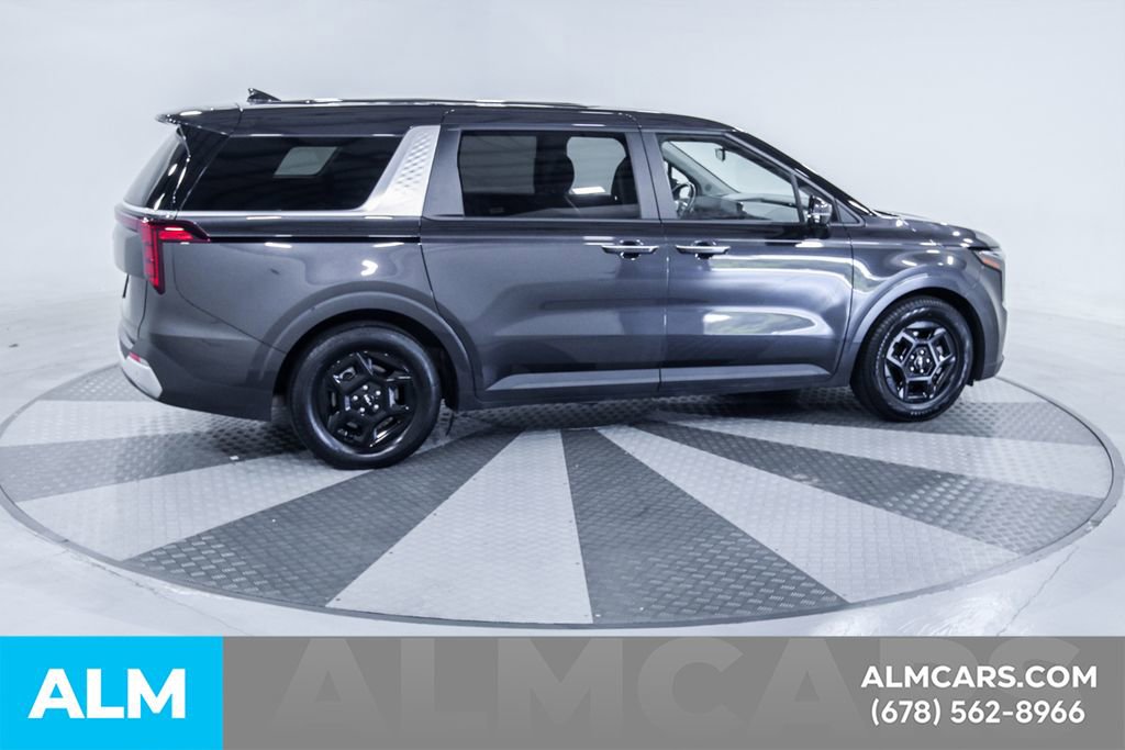 2025 Kia Carnival