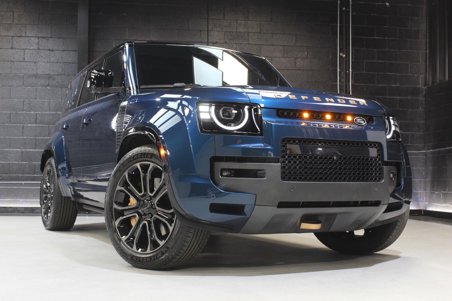 2026 Land Rover Defender 110