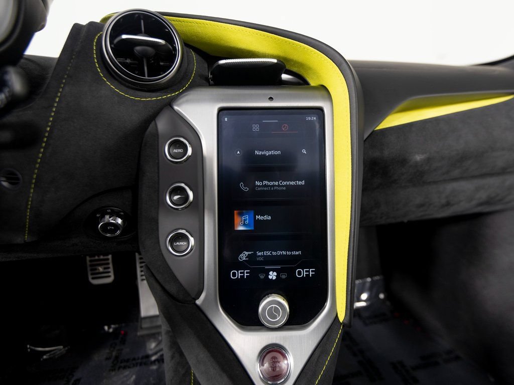 Used 2024 McLaren 750S Spider photo 18