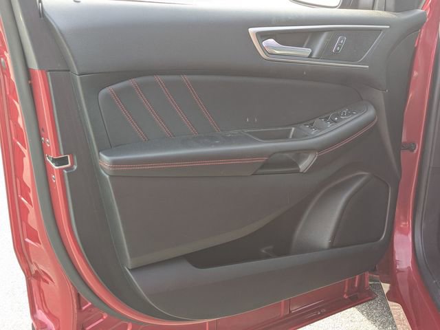 2022 Ford Edge ST-Line