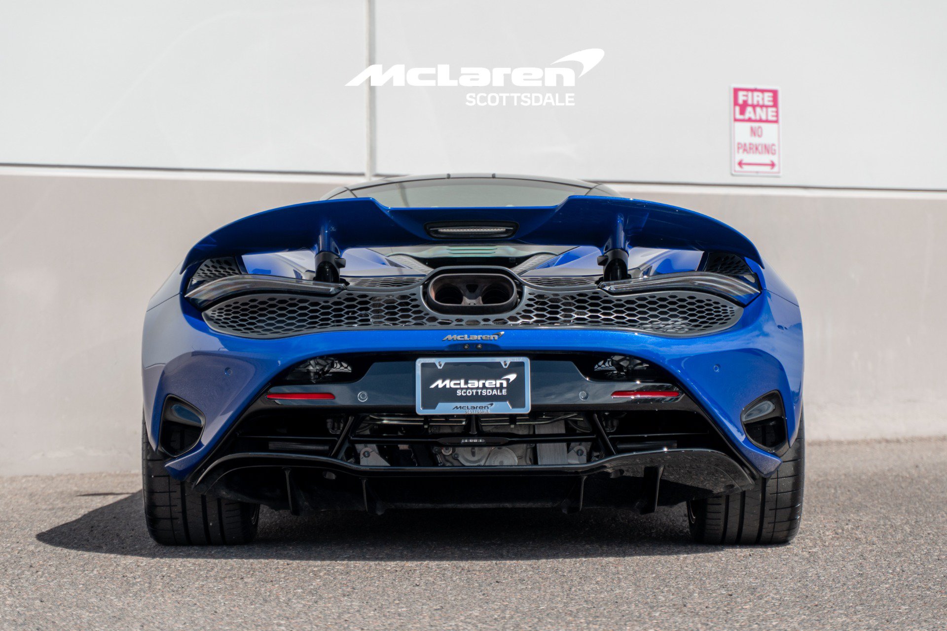 Used 2025 McLaren 750S photo 6