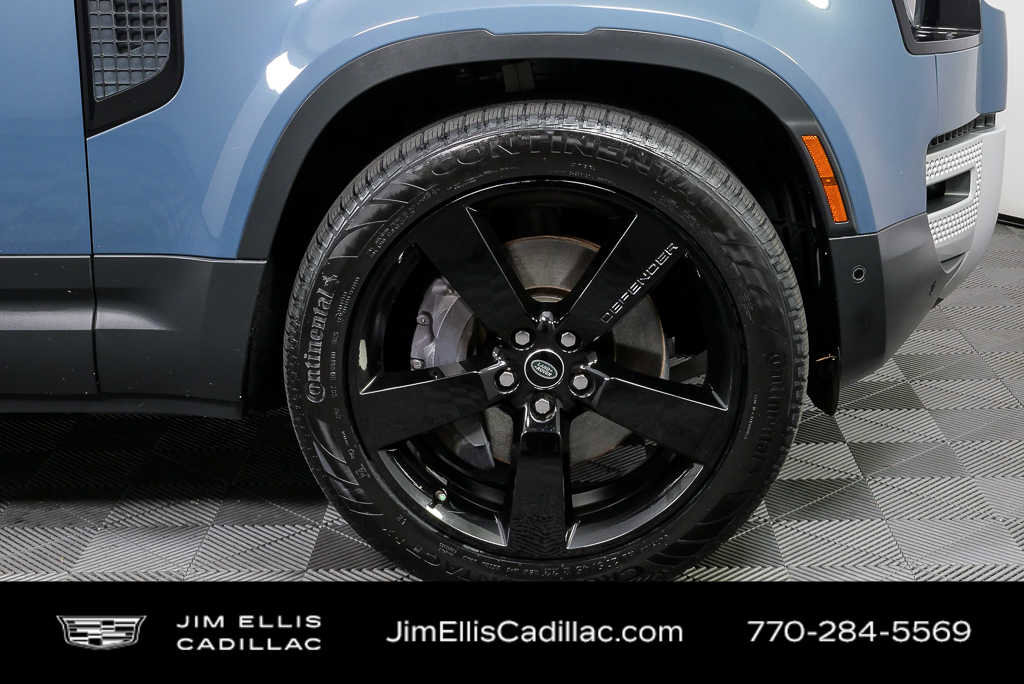 2023 Land Rover Defender 110 SE