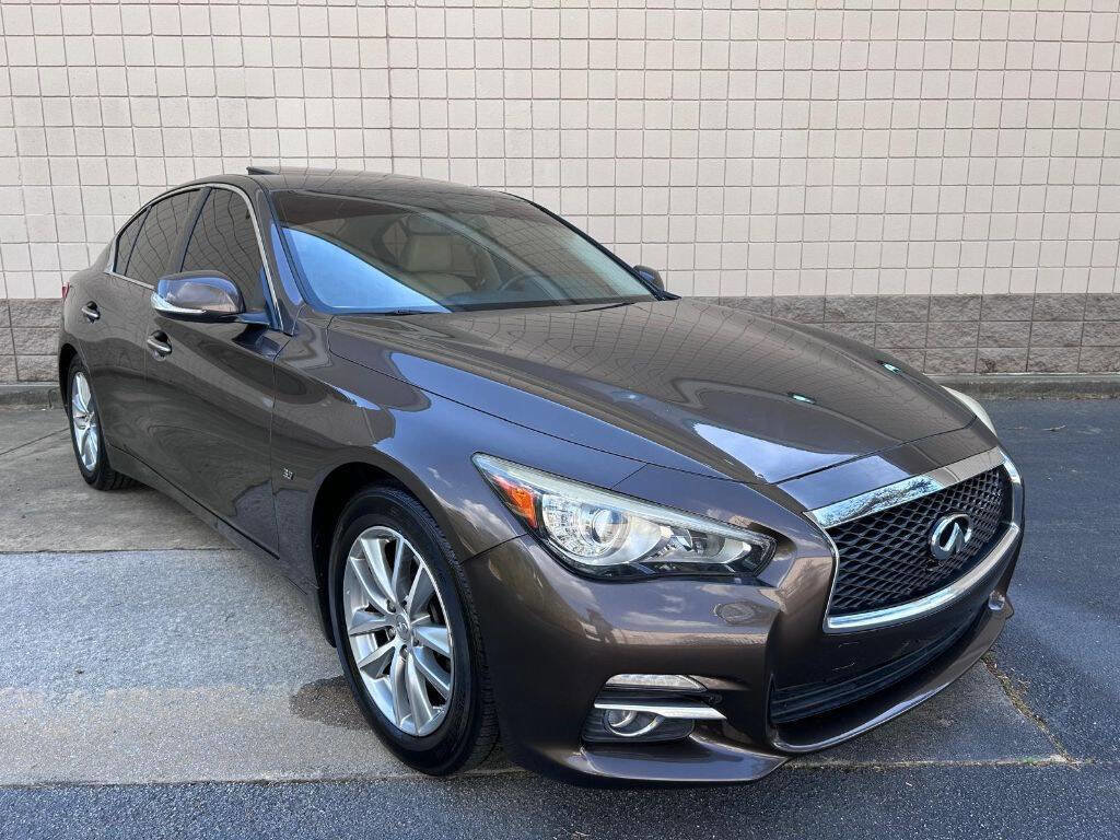 2015 INFINITI Q50 Premium