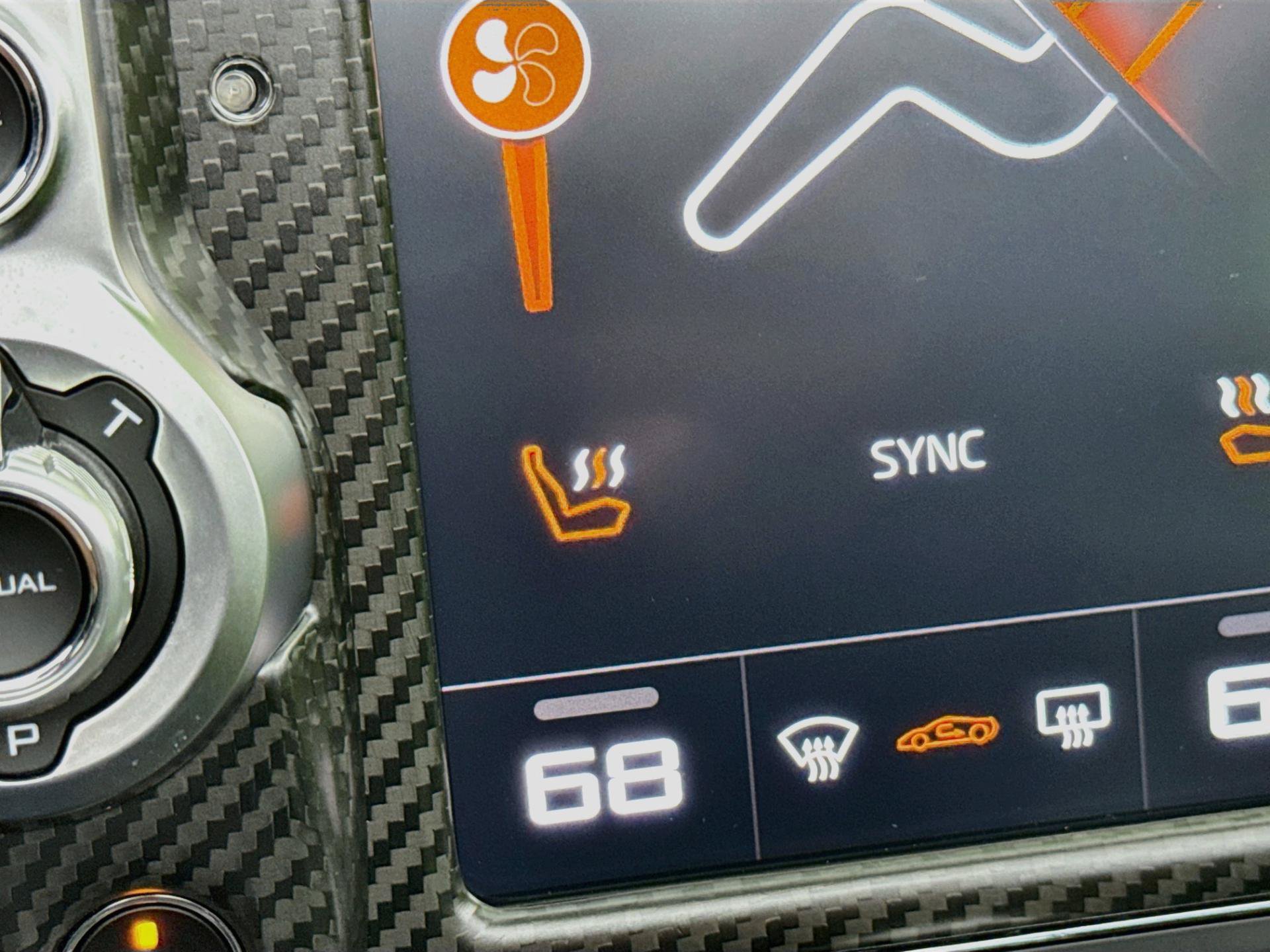 Used 2022 McLaren 765LT photo 22