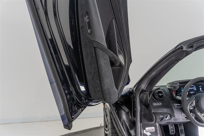 Used 2024 McLaren 750S Spider photo 73
