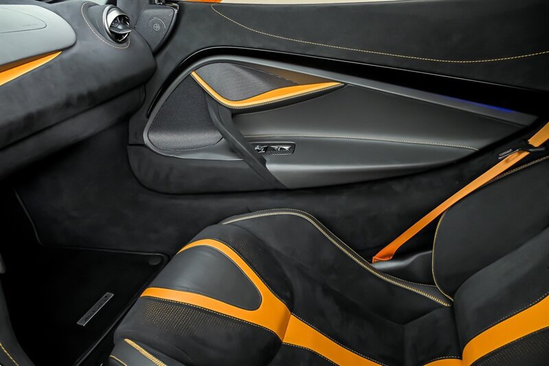 Used 2018 McLaren 720S photo 38