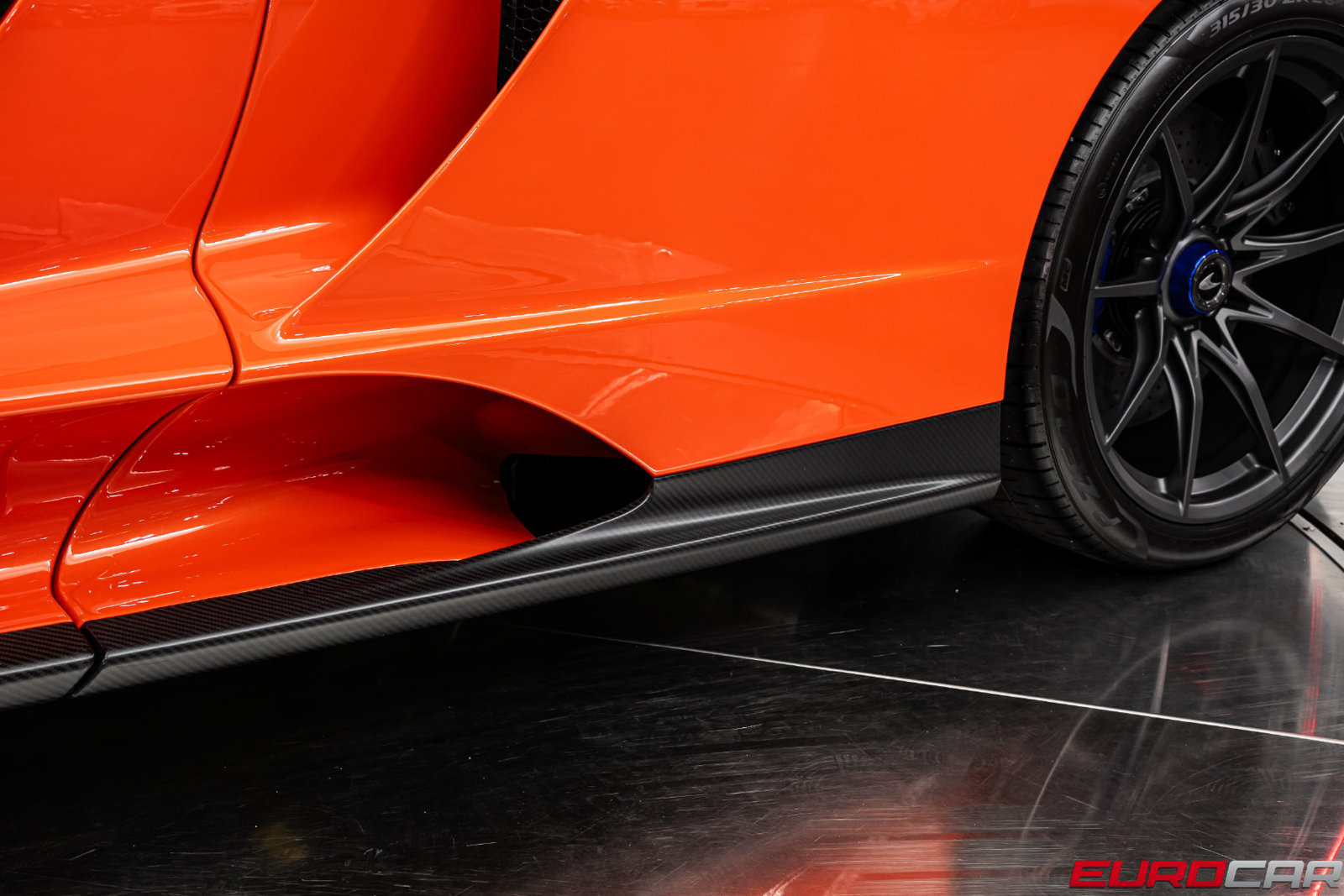 Used 2019 McLaren Senna photo 27