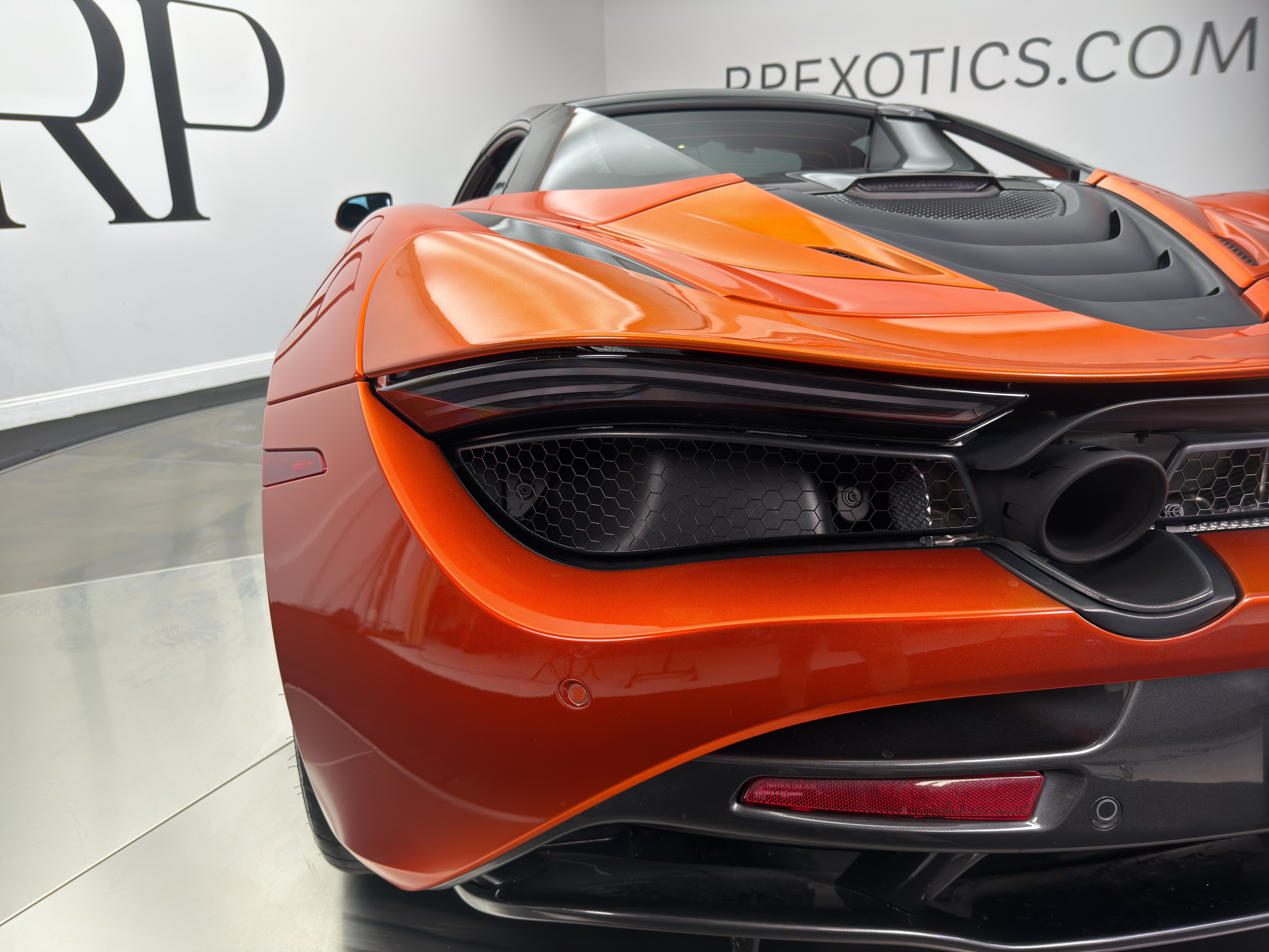 Used 2020 McLaren 720S Spider photo 20