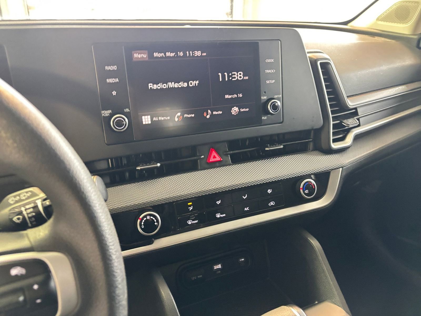 2025 Kia Sportage LX