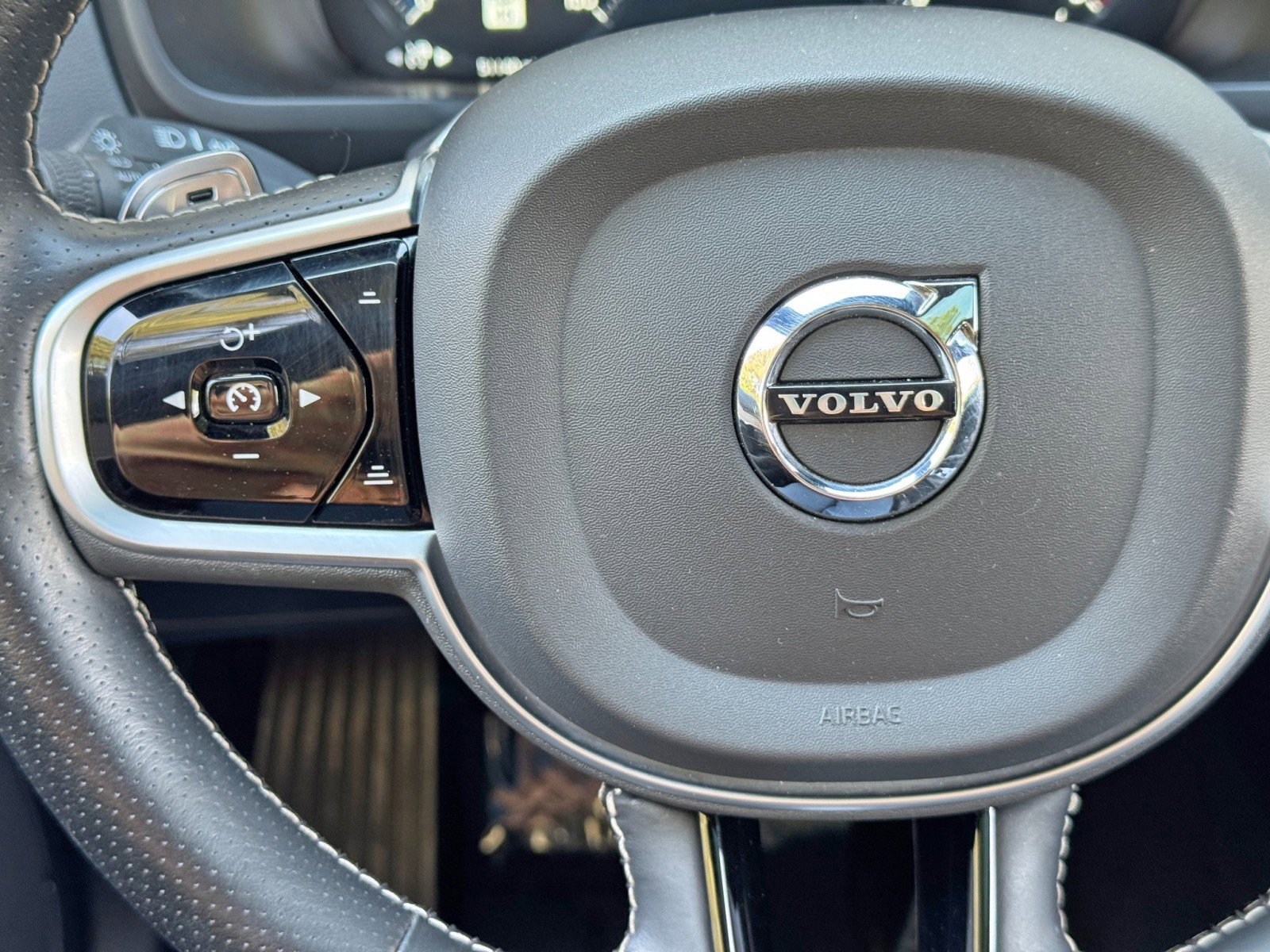 2019 Volvo Xc90 T6 R-Design