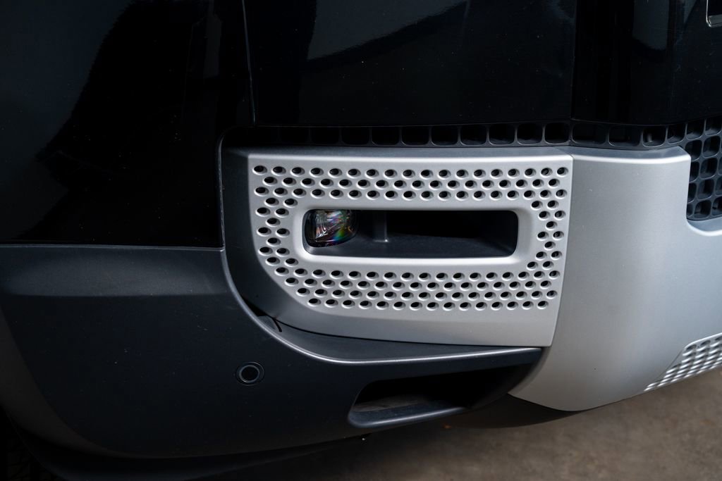 2024 Land Rover Defender 90 S